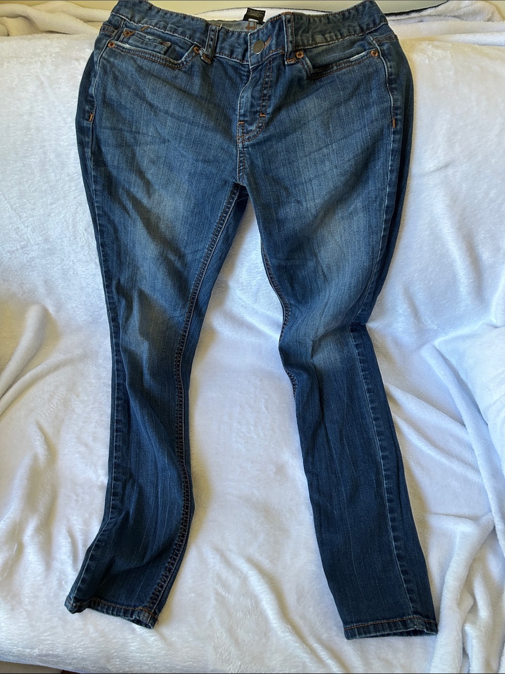 Mossimo Premium Denim Skinny Jeans Womens 4R Blue Medium Wash Low Rise Fit 4